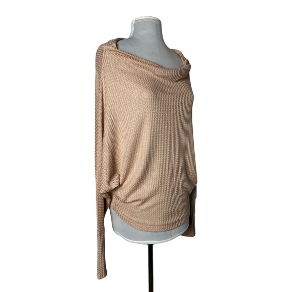Sadie & Sage | New Tan Waffle Knit Drape Neck Dolman Sleeve Top, Medium - Picture 1 of 7